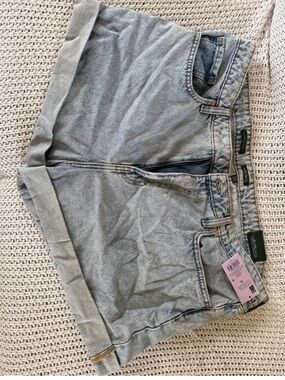 Wild fable high rise mom short